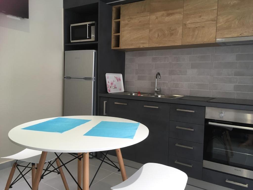 Apartamento Sofie'S Choice Mytilini Exterior foto